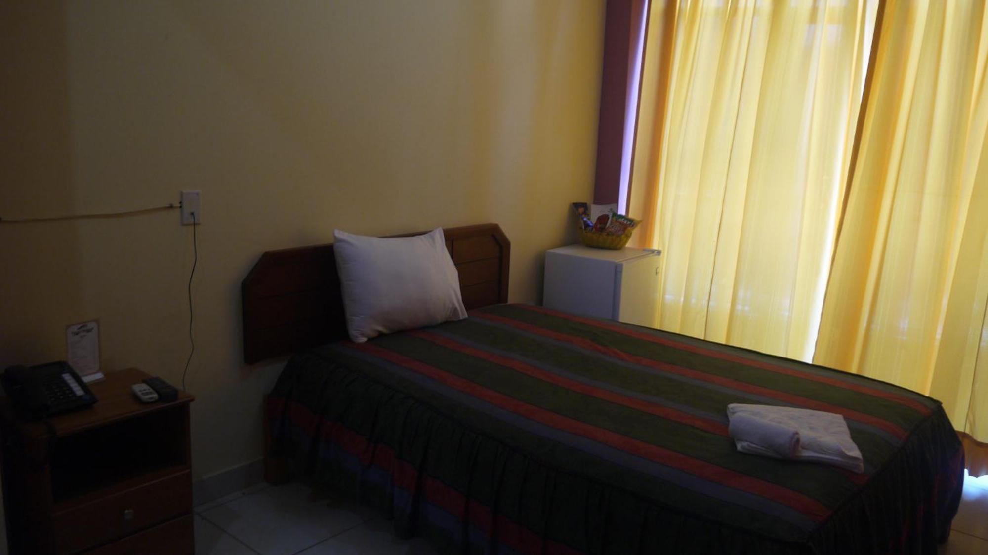Hotel Jhor Bush Pucallpa Zimmer foto