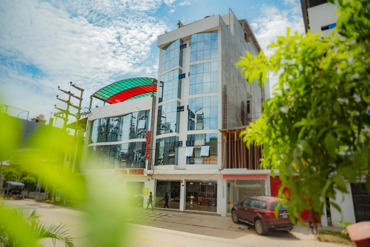 Hotel Jhor Bush Pucallpa Exterior foto